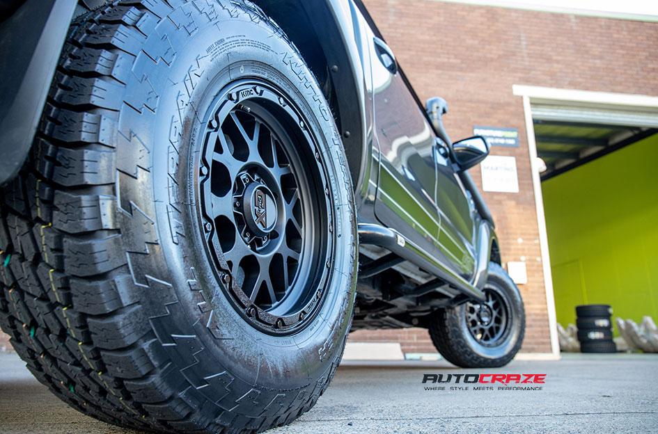 FORD RANGER GRENADE OR MATTE BLACK